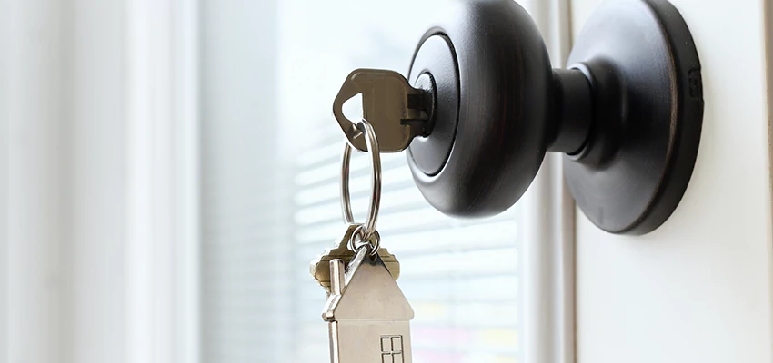 Bifold Door Knob Replacement in Lucerne Valley, California