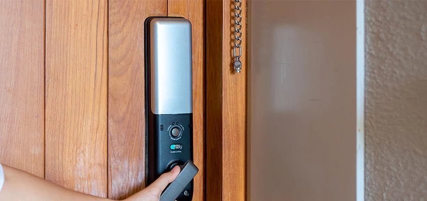 Home Security Electronic Locks Upgrades in Lucerne Valley, CA